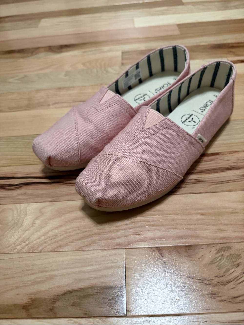 Toms Pink Canvas Slip-On Flats Sz 7